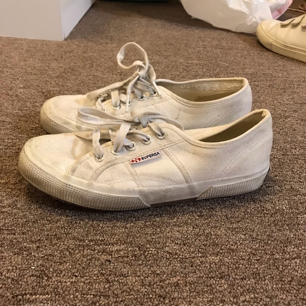 CLASSIC SUPERGRA WHITE SNEAKERS